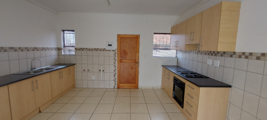 To Let 3 Bedroom Property for Rent in Roodewal Free State